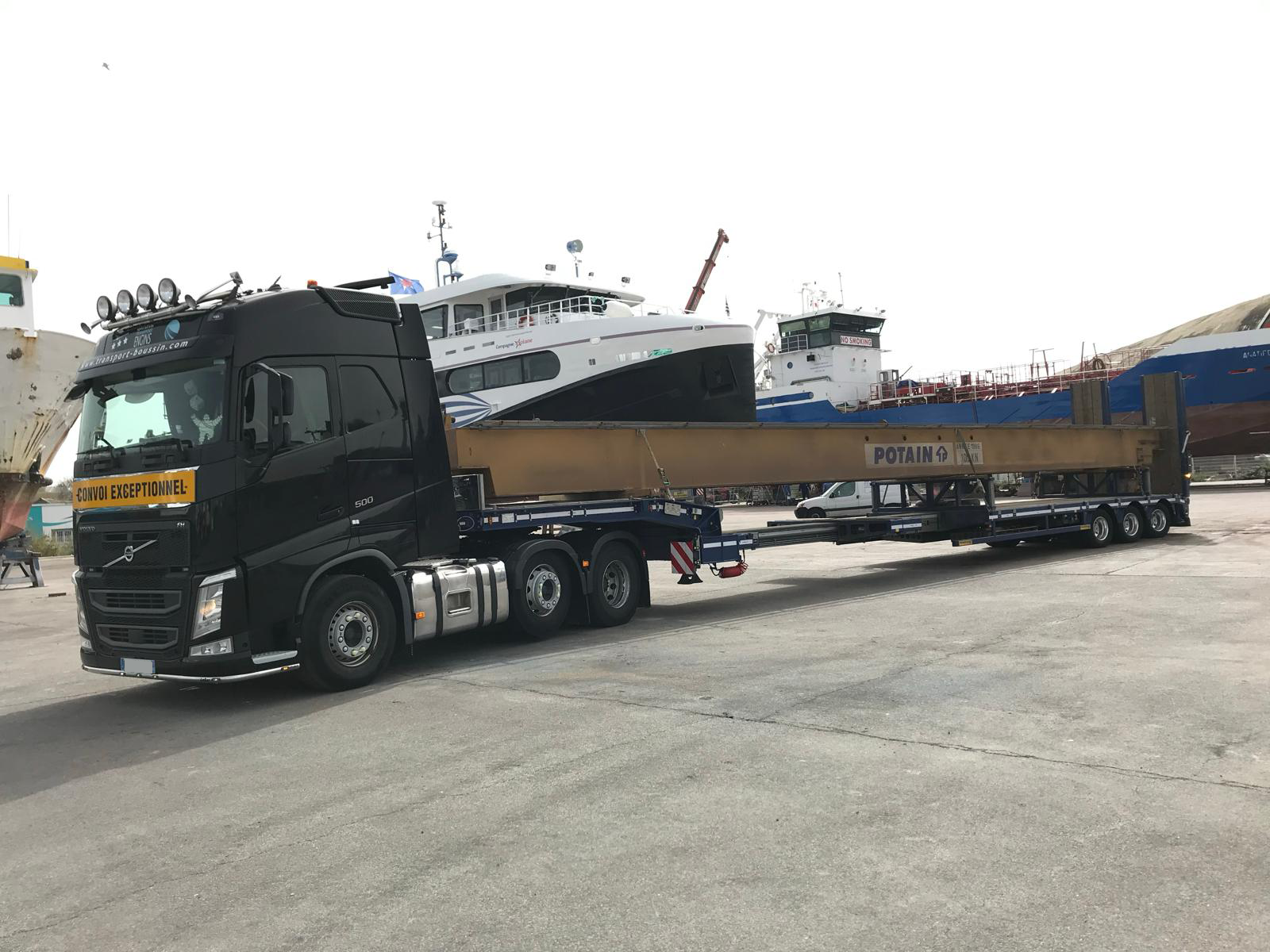 Transport Boussin Convoi Exceptionnel A Breal Sous Montfort En Bretagne Transport Boussin Convoi Exceptionnel A Breal Sous Montfort En Bretagne WhatsApp Image 2025 02 04 A 09.17.22 Dfcd9837