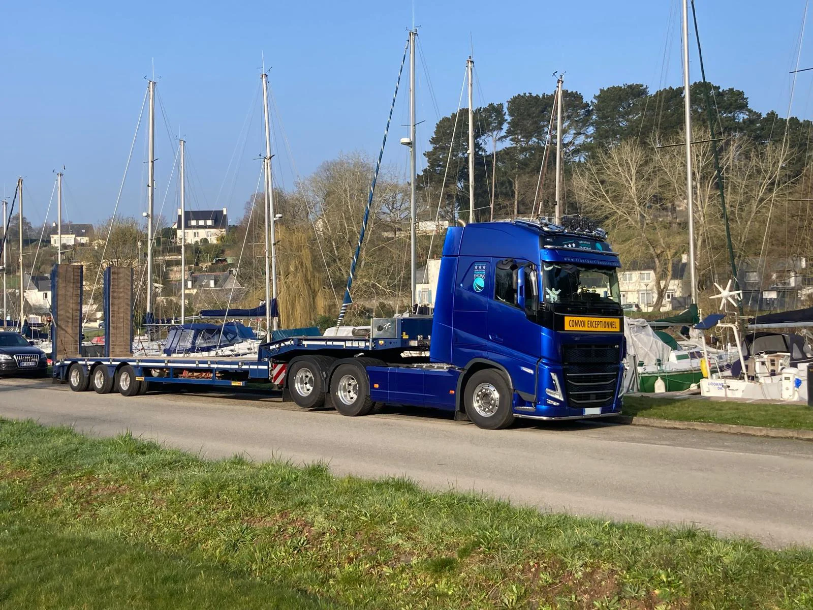 Transport Boussin Convoi Exceptionnel A Breal Sous Montfort En Bretagne Transport Boussin Convoi Exceptionnel A Breal Sous Montfort En Bretagne WhatsApp Image 2025 04 02 A 09.27.36 56ae225f